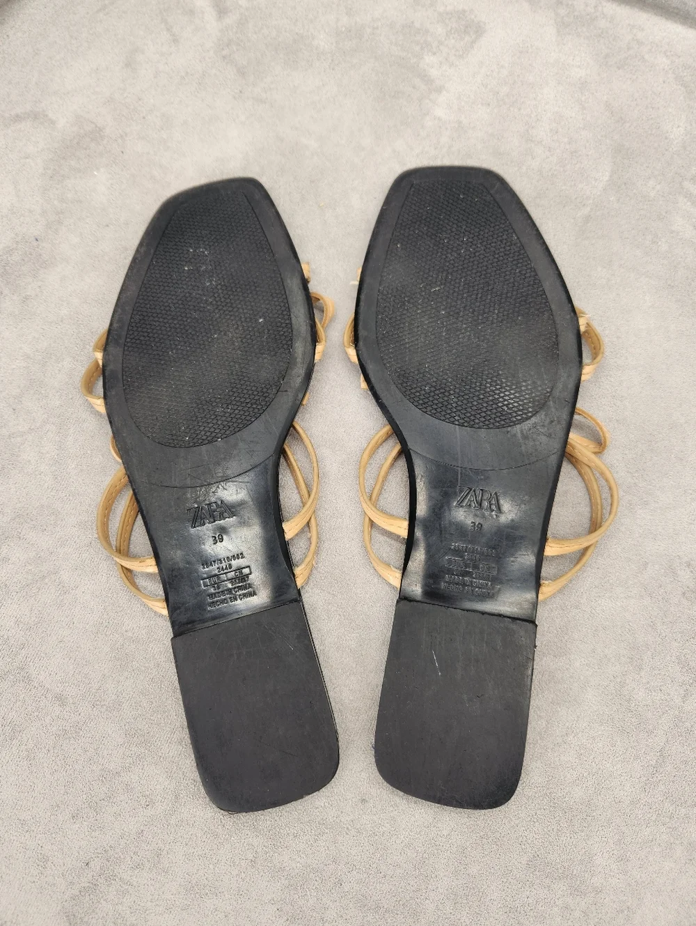 Zara Sandals Women's 8.5 Tan Leather Strappy Slides Square Toe Bow Dainty Glossy - Picture 9 of 10